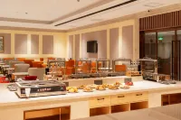 Vienna International Hotel (Huoyanshan Road, Grape Valley, Turpan)