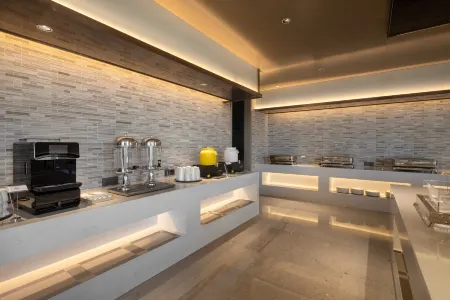 Lavande Hotel(Shaoshan Former Residence Scenic Area High Speed Railway Station Hotel) Отели рядом со станцией Shaoshan South Railway Station