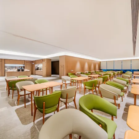 Ji Hotel (Neijiang Normal University Wansheng Tianjie Store)