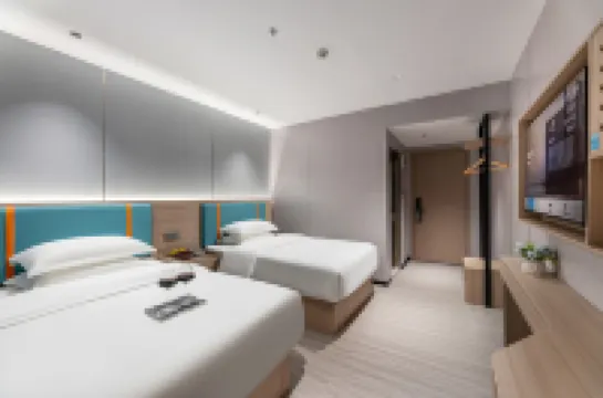 Yimi Hotel (Guangzhou Beijing Road ） Hotels near Shishi Sacred Heart Cathedral