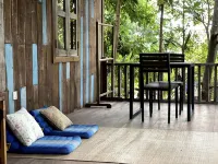 Isann Lodge