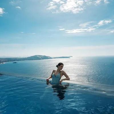 Mandala Cham Bay Mui Ne Hotels & Resorts Các khách sạn gần Honrom Central Beach Resort