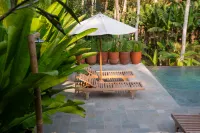 Villa Juliette - สระว่ายน้ำแบบอินฟินิตี้