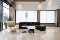 湛橙飯店（廉江大道南鑫源國際廣場店）