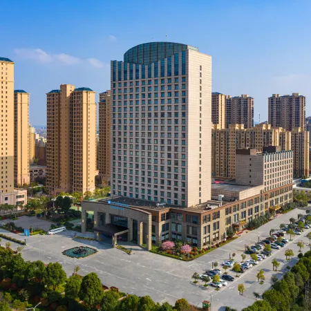 Wyndham Xinyang Downtown