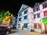 Jiangcheng Yuanneng Hotel Hotels near Jiangcheng County (One City Connecting Three Countries)