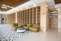 TWO OCLOCK APARTMENT