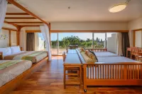 Kanucha Bay Hotel & Villas - Parvekkeita