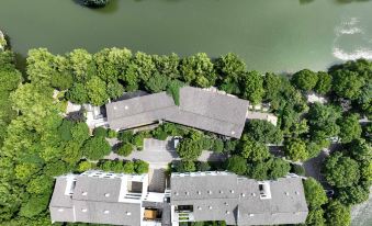 Liuhe Cangyuan Jingpin Guesthouse