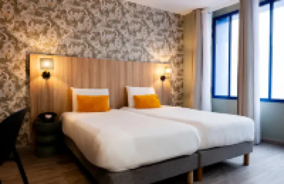 Kyriad Paris 10 - Canal Saint Martin - République