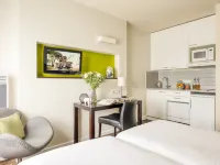 Citadines Sainte-Catherine Brussels Hotels near Metro Etangs Noirs