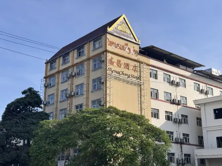 SHENGCHANG HOTEL Отели в г. Бан Кэт