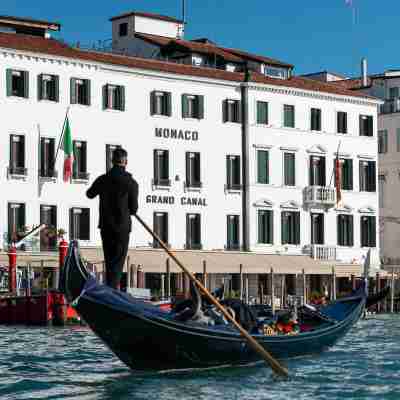 モナコ ＆ グランド カナル Hotel Exterior