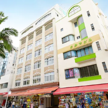 HOTEL THE CUBE Naha Kokusai Street Отели рядом с достопримечательностью «Замок Сури»