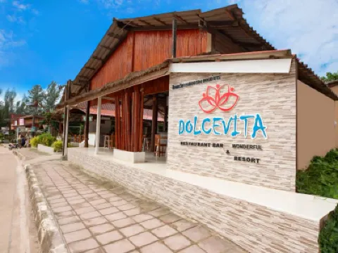 DOLCEVITA Wonderful Resort Hotels near Phra Ae Beach