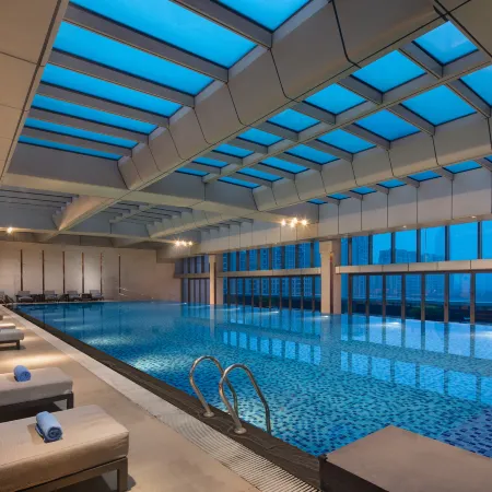 Pullman Haining