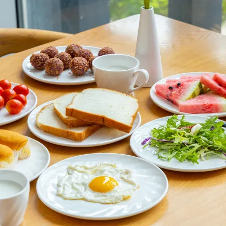Yibai International Hotel (Nanchang West Station National Sports Center Branch)
