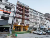 Flower Inn Hotel in zona Collina della Luna