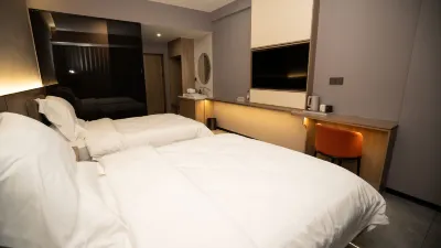 Bohai Business Hotel (Wuhai East Station)