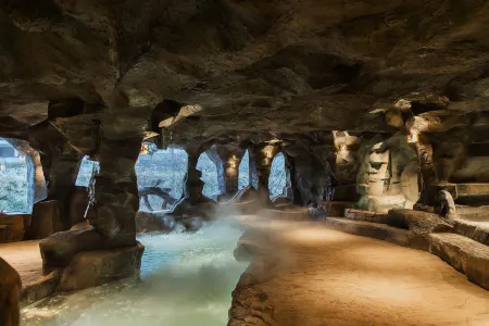 Anji Eryuehua Hot Spring Resort Hotel (Yunshang Grassland Branch) Отели рядом с достопримечательностью «ma jia nong cun»