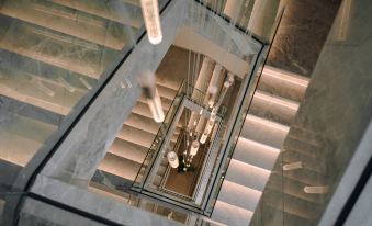 Zhibu Riverside Mountain View Villa (Dali Airport Erhai Branch)