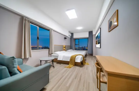 Shangmei CC Light Luxury Hotel (High Speed ​​Rail East Station Boxue Road Subway Station Branch) Hoteles en 