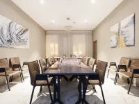 Helen Hotel 덤스카야 Ul 주변 호텔
