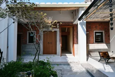 SlowHouse無事齋民宿（西街開元寺店） 泉州訊息工程學院附近的飯店