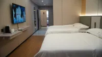 Longxin Huahui Hotel فنادق في بُوى باي
