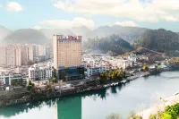 โรงแรมเถียนไท่ ลิโบ