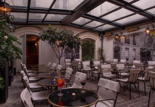 맘아트 호텔 내부 인테리어 또는 라운지