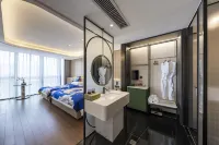 Yuexuan Hotel (Chongqing Jiefangbei Hongya Cave Branch)