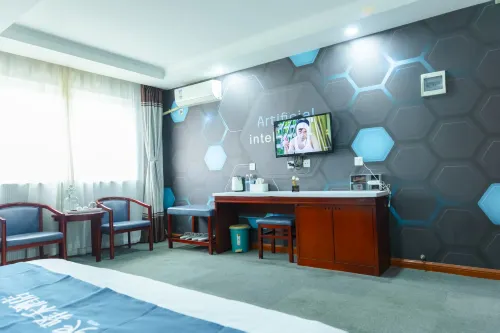 Lantu Hotel (Baoji Vocational and Technical College) - parkir