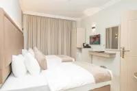 Captain's Hotel