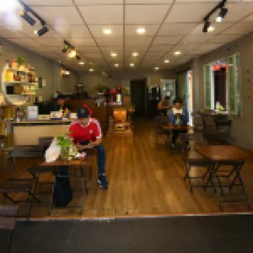 SaigonStyle Hostel & Cafe