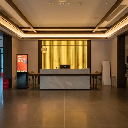 Guangyuan Jianmenguan Tianci Hot Spring Vacation Hotel