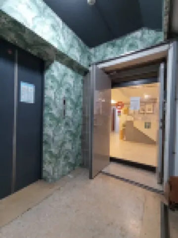 Meworld Hotel Zhongshan Hotellit kohteessa Zhongshan District