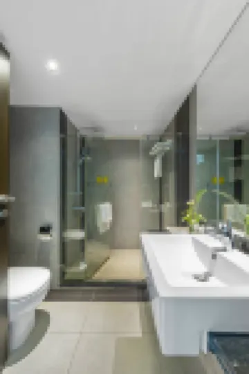 Golden Tulip Mandison Suites