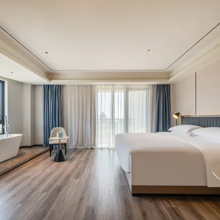 Yishang Hotel (Huzhou Deqing Branch)