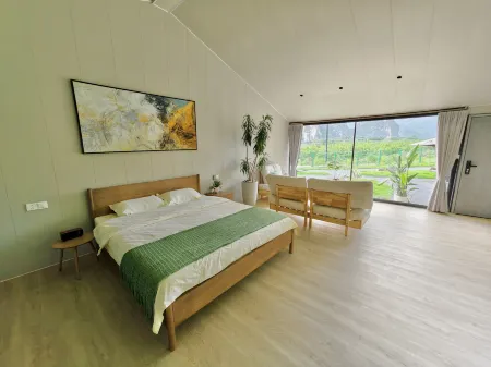 Ye Sen Hot Air Balloon Camp Отели рядом с достопримечательностью «The Fenglin (Rock Forest) Jiuchongtian (“Ninth Heaven”) Scenic Area»