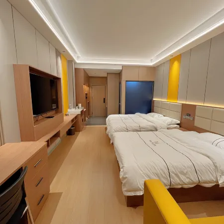 Qidian Yunxi Family Homestay (Zhagulu Town)