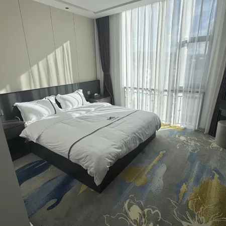 Gangrenbo Feiyi Hotel