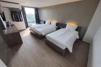 Double D Hotel Hotels in Pak Kret