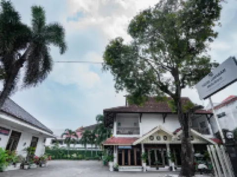 Hotel Limaran 1 Syariah Malioboro Mitra RedDoorz Hotel dekat Malioboro Yogyakarta