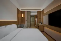 Hidden Luoqi Hotel (Luoyang Yingtianmen Luoqi Ancient City Branch)