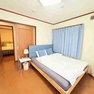 夏様・香驛　4寝室、2浴室、２トイレ、交通便利な広い一軒家 Rooms