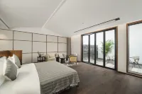 Jingdezhen Taoyangli Ruanyuan Sky City Hotel (Taoxichuan Pedestrian Street Branch) Hotel dekat Jingdezhen North Railway Station