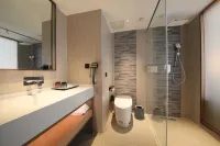 麗楓飯店（武漢光谷雄楚大道店） 湖北經濟管理大學-學術報告廳附近的飯店