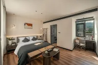 Shanye·Snow Viewing Mountain Retreat (Baisha Ancient Town Branch)