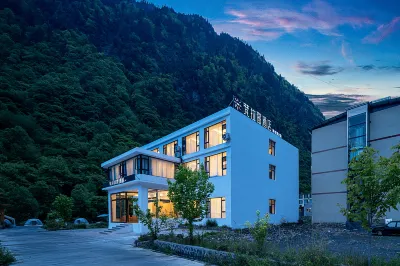 VALATOMS Fanlatu Hotel (Bipenggou Scenic Area Branch 2) Hotel in zona Bipenggou